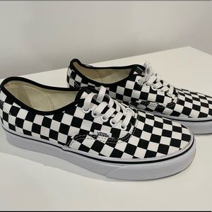 Checkerboard Vans M7/W9